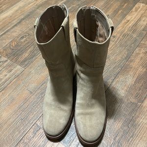 Vince Camuto boots